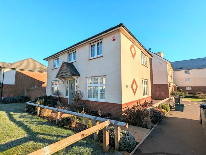 3 Bedroom House To Rent In Alexander Road, Frenchay, Bristol, Gloucestershire, BS16