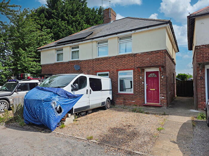 3 Bedroom Semi-Detached House For Sale In Goodfellows Road, Spalding, PE11
