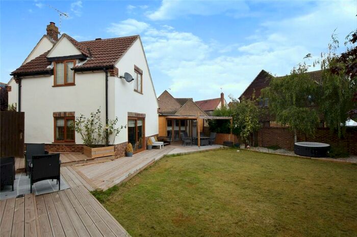 5 Bedroom Detached House For Sale In Troubridge Close, South Woodham Ferrers, Essex, CM3