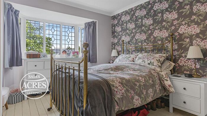 4 Bedroom Detached House For Sale In Rosemary Hill Road, Four Oaks, Sutton Coldfield, B74