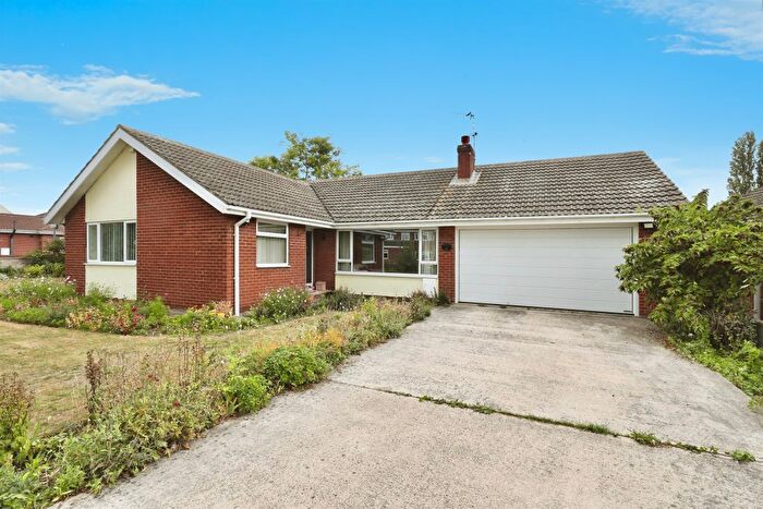 4 Bedroom Detached Bungalow For Sale In Hill View Crescent, Clarborough, Retford, DN22
