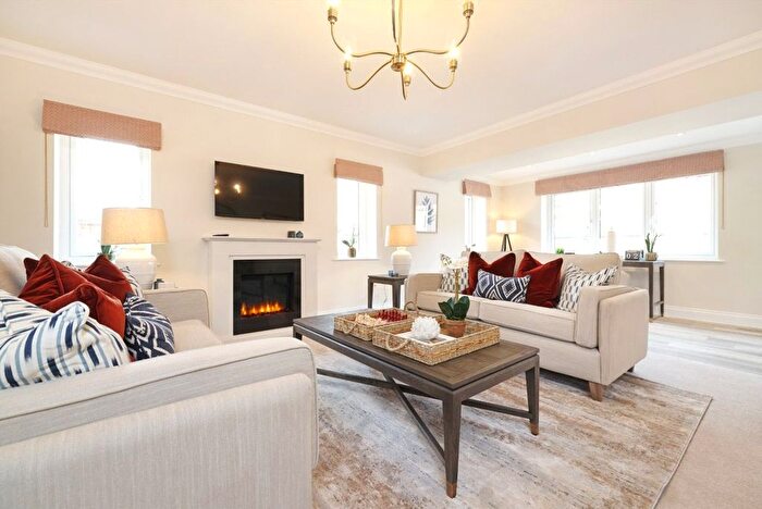 2 Bedroom Flat For Sale In Abbey Mill Place, Station Road, Bishops Waltham, Southampton, SO32