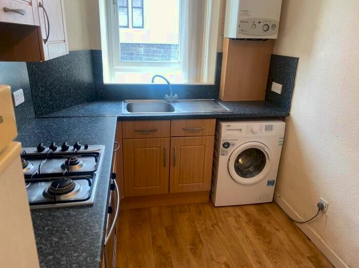 1 Bedroom Flat To Rent In Benvie Road, Dundee, DD2