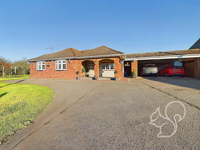 4 Bedroom Detached Bungalow For Sale In Colchester Road, Peldon, CO5