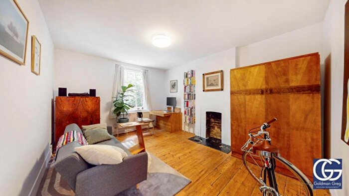 1 Bedroom Apartment To Rent In Stepney Green, London, E1