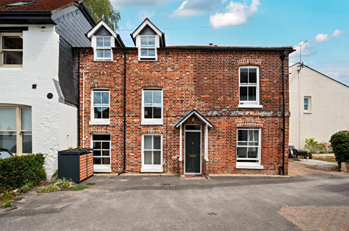 3 Bedroom Semi-Detached House For Sale In Parchment Street, Winchester, Hampshire, SO23