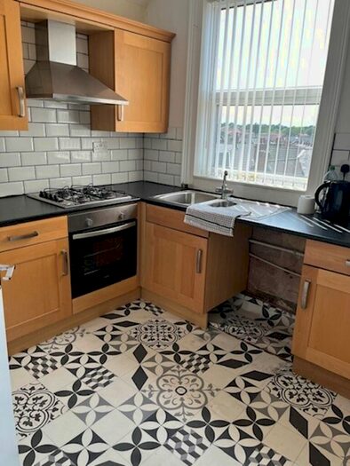 1 Bedroom Flat To Rent In High Road, Balby, Doncaster, DN4