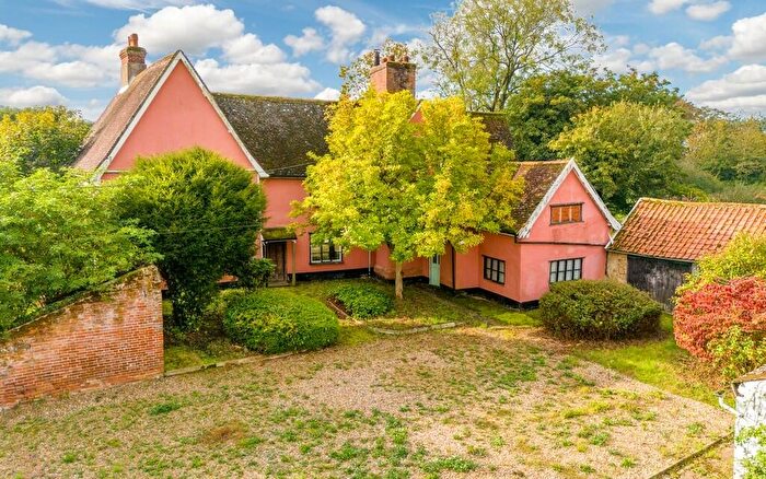 5 Bedroom Detached House For Sale In Roydon, Diss, IP22