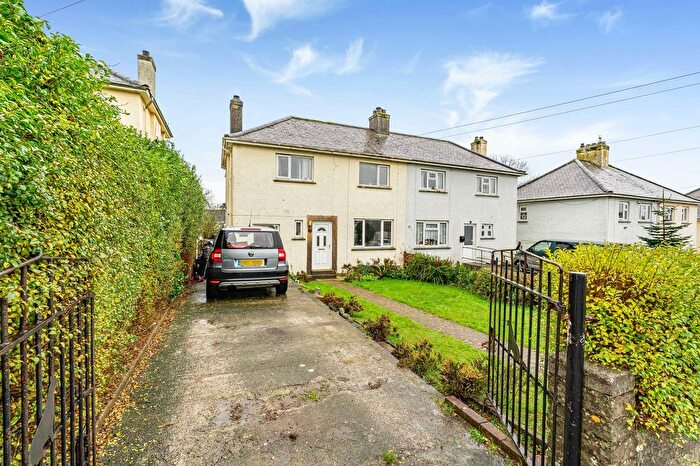 4 Bedroom Semi Detached House For Sale In Trelander Highway, Truro, TR1