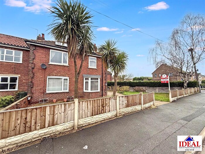 3 Bedroom End Of Terrace House For Sale In Brecks Lane, Kirk Sandall, Doncaster, DN3