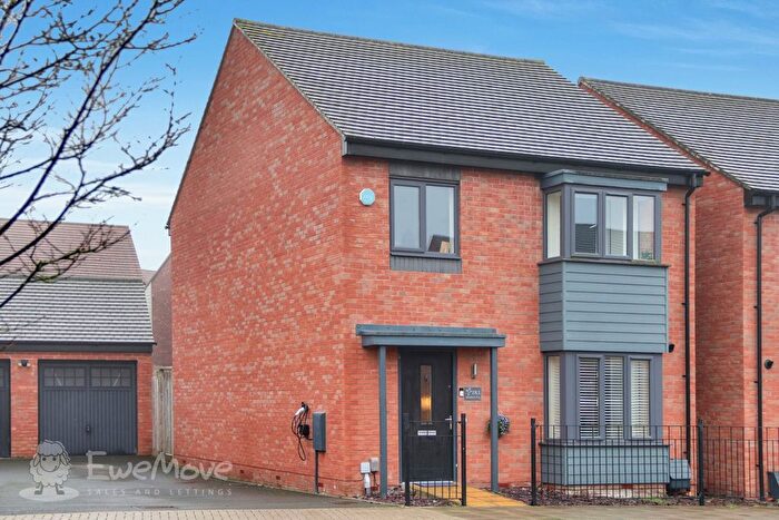 4 Bedroom Detached House For Sale In Birchfield Way, Telford, Shropshire, TF3