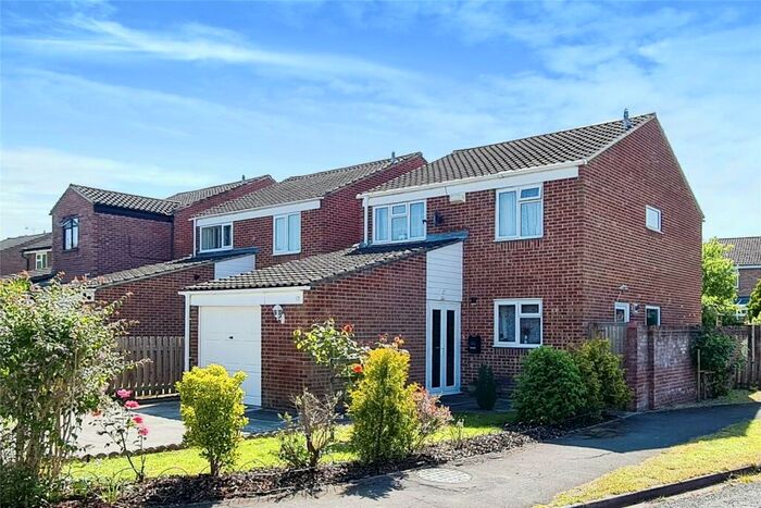 4 Bedroom Detached House For Sale In Shepherds Mead, Dilton Marsh, BA13