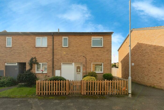 3 Bedroom End Of Terrace House For Sale In Field Walk, Godmanchester, Huntingdon, PE29