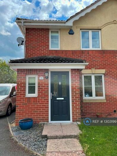 3 Bedroom End Of Terrace House To Rent In Meadowbank, Tamworth, B78