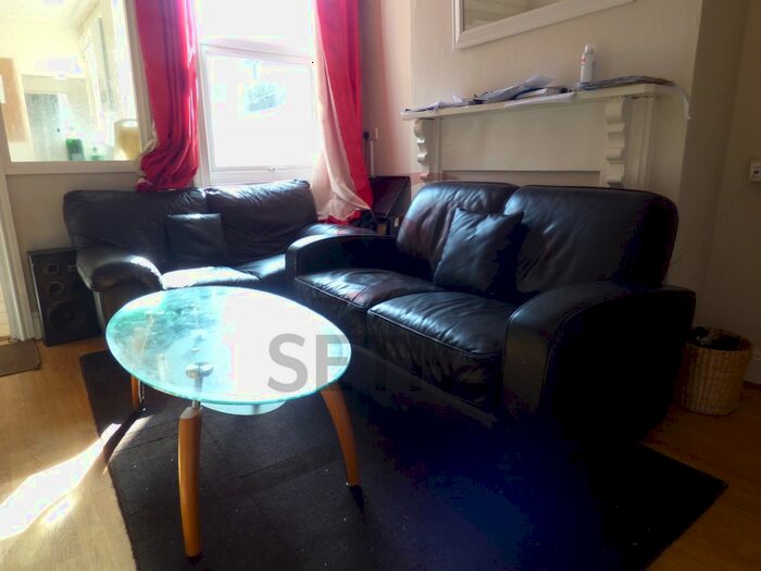 4 Bedroom Terraced House To Rent In Wilberforce Road, Leicester, LE3