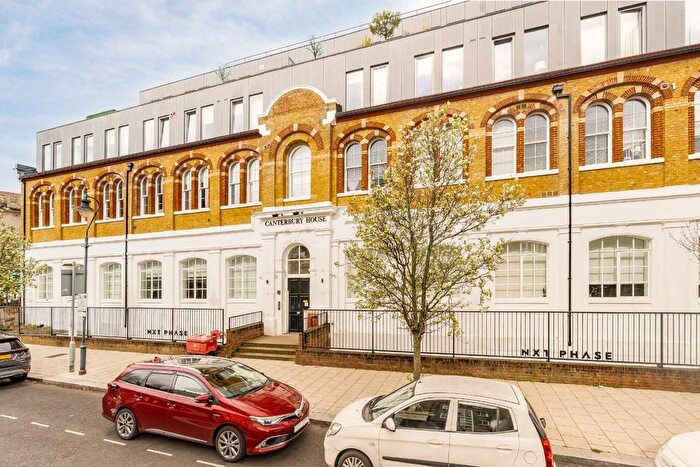 2 Bedroom Flat For Sale In Canterbury Road, Kilburn, NW6