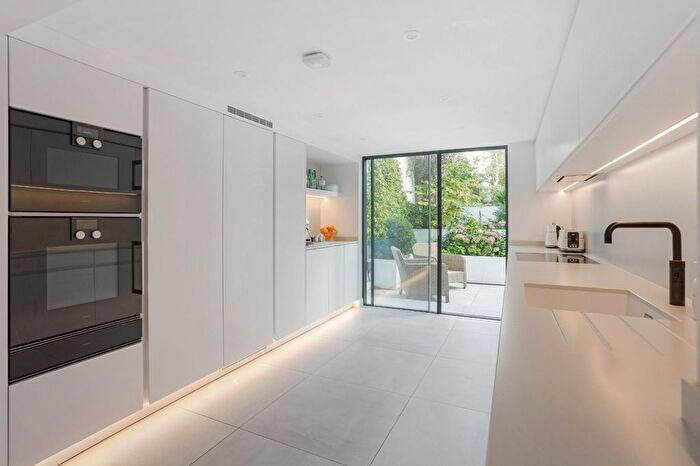 3 Bedroom Terraced House For Sale In Keynsham Road, Cheltenham, Gloucestershire, GL53