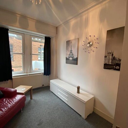 1 Bedroom Flat To Rent In Alexandra Street, Perth, Perthshire, PH2