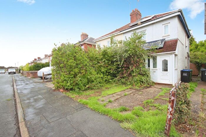 2 Bedroom Semi-Detached House For Sale In Westlea Road, Leamington Spa, CV31