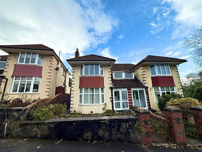 3 Bedroom Semi-Detached House For Sale In Lon Cae Banc, Sketty, Swansea, SA2