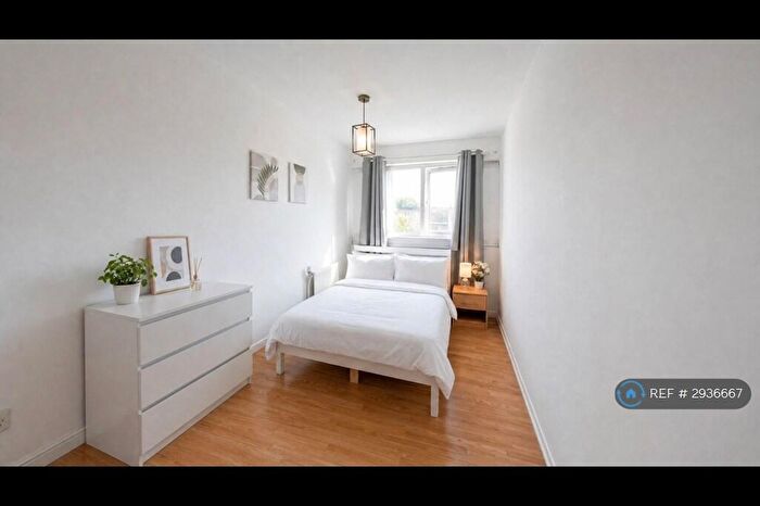 4 Bedroom Terraced House To Rent In Simons Walk, London, E15