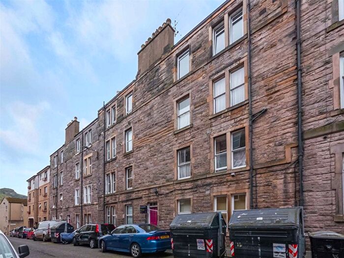 1 Bedroom Flat For Sale In () Lyne Street, Abbeyhill, Edinburgh, EH7