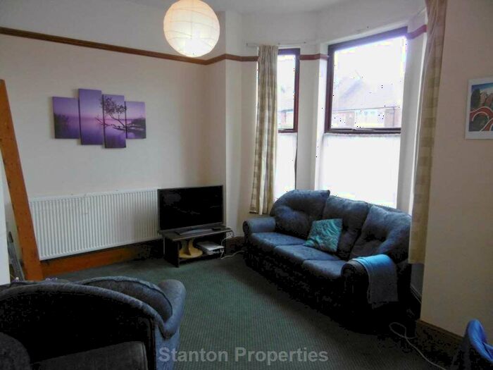 2 Bedroom Apartment To Rent In Wellington Road, Fallowfield, M14