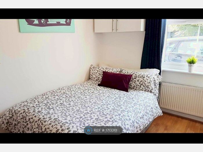 Studio To Rent In Rufford Street, London, N1
