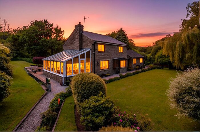 4 Bedroom Detached House For Sale In Birkacre Brow, Coppull, Chorley, PR7