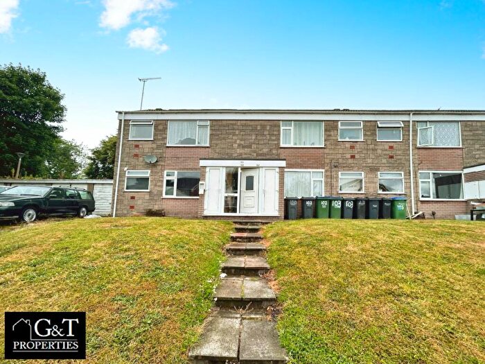 Studio To Rent In Tudor Court, Tipton, DY4