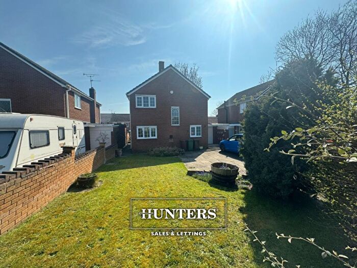 3 Bedroom Detached House To Rent In Weetworth Park, Castleford, WF10