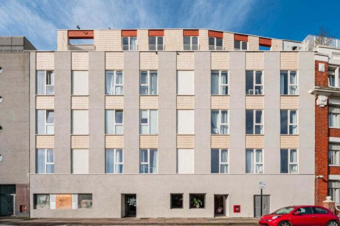 1 Bedroom Flat To Rent In Arklow Road, New Cross, London, SE14