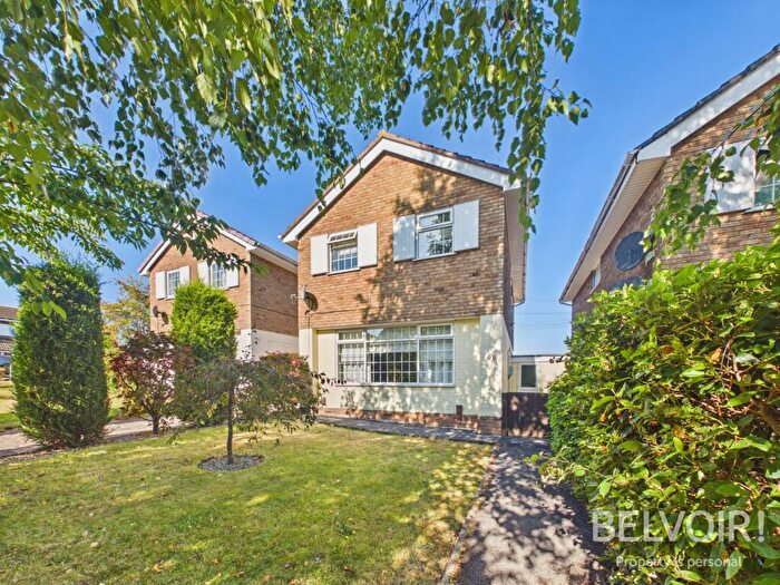 3 Bedroom Detached House For Sale In Seabridge Road, Newcastle Under Lyme, ST5