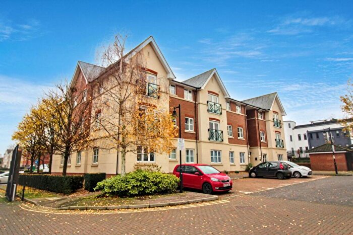 2 Bedroom Flat To Rent In Close To Town Centre, Aylesbury, HP21
