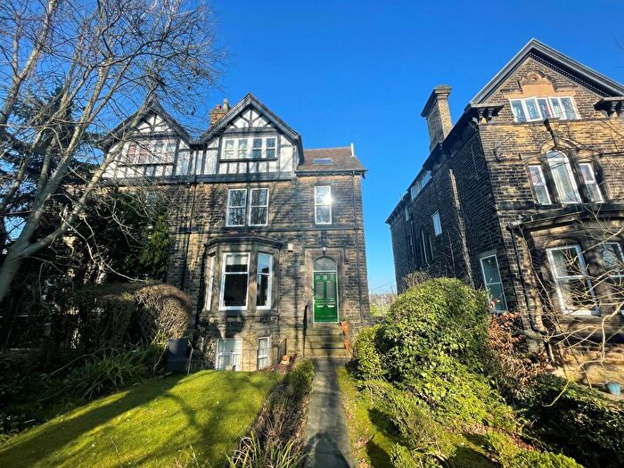 2 Bedroom Flat To Rent In Otley Road, Far Headingley, Leeds, LS16