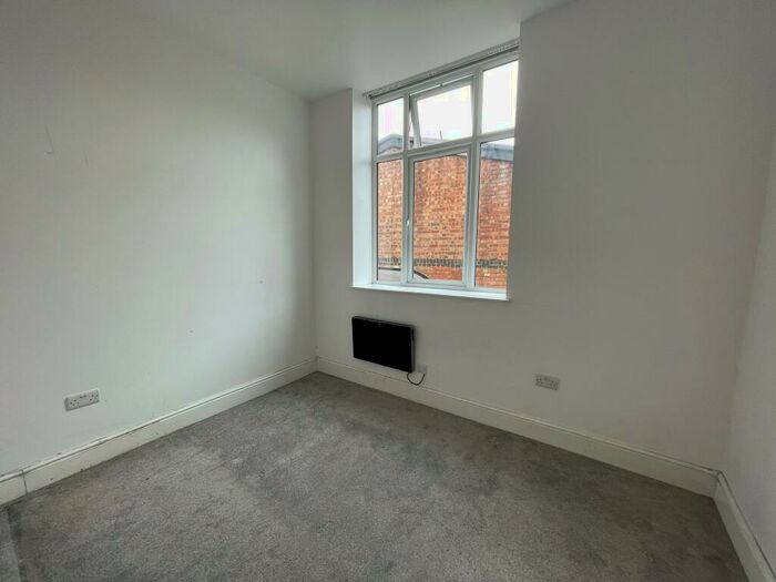 1 Bedroom Flat To Rent In Market Street, Rugby, CV21