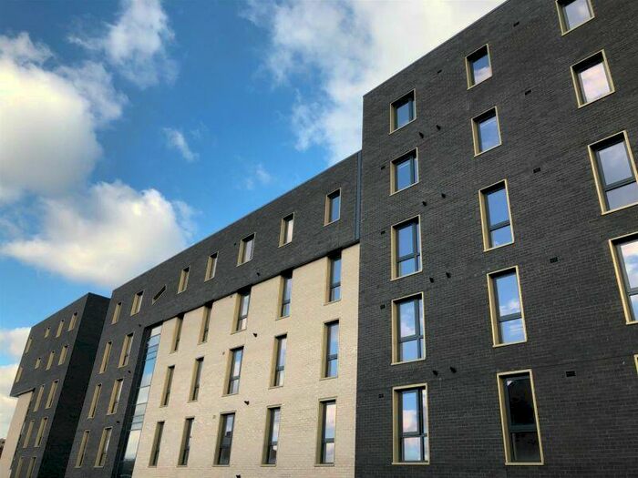 1 Bedroom Apartment To Rent In Drapery House, Fabrick Square, Lombard Street, Digbeth, B12