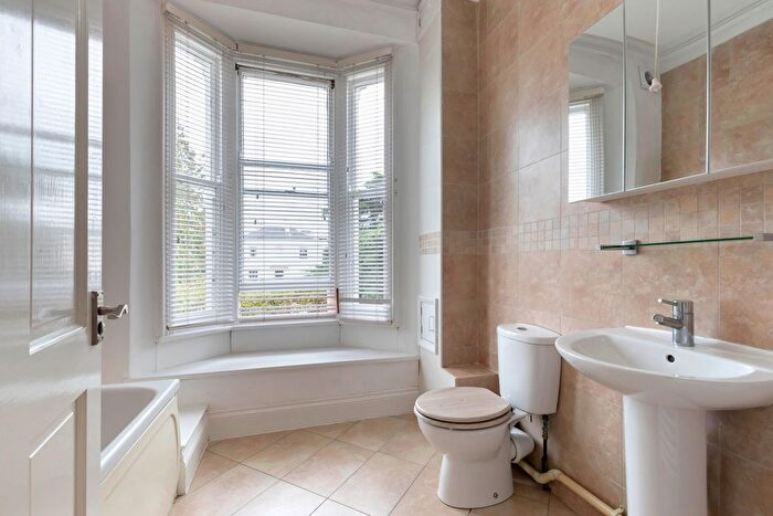 1 Bedroom Flat To Rent In Moorend Park Road, Cheltenham, GL53