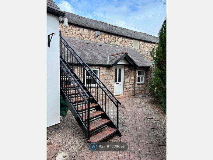 1 Bedroom Flat To Rent In Well Street, Rhuthun, LL15
