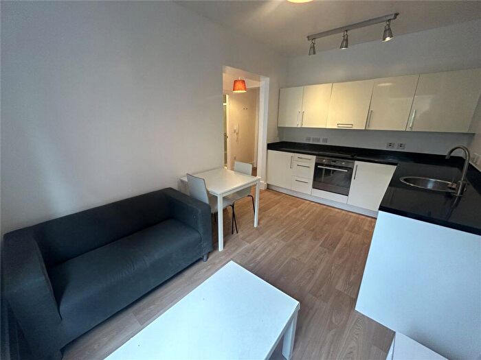 Flat To Rent In The Town Hall, Bexley Square, Salford, Manchester, M3