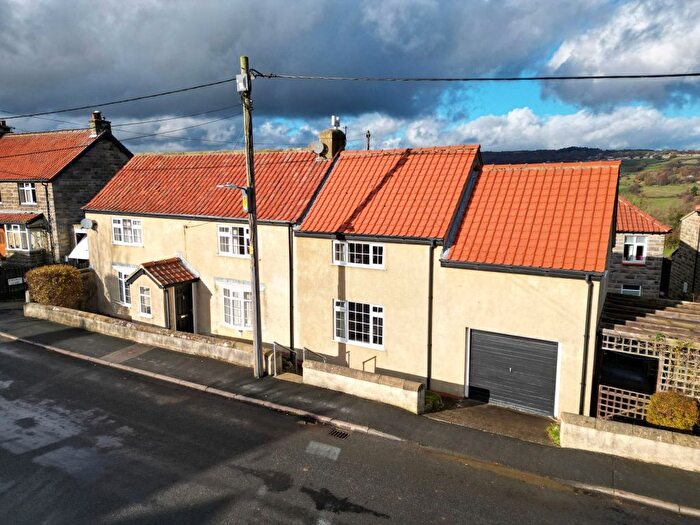 4 Bedroom Cottage For Sale In Eskdaleside, Sleights, YO22