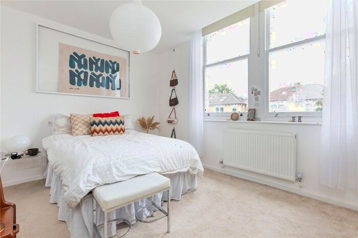 2 Bedroom Flat To Rent In Evering Road, London, E5
