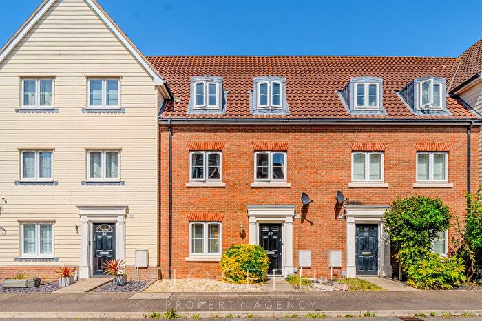 3 Bedroom Town House For Sale In Meadow Crescent, Purdis Farm, IP3