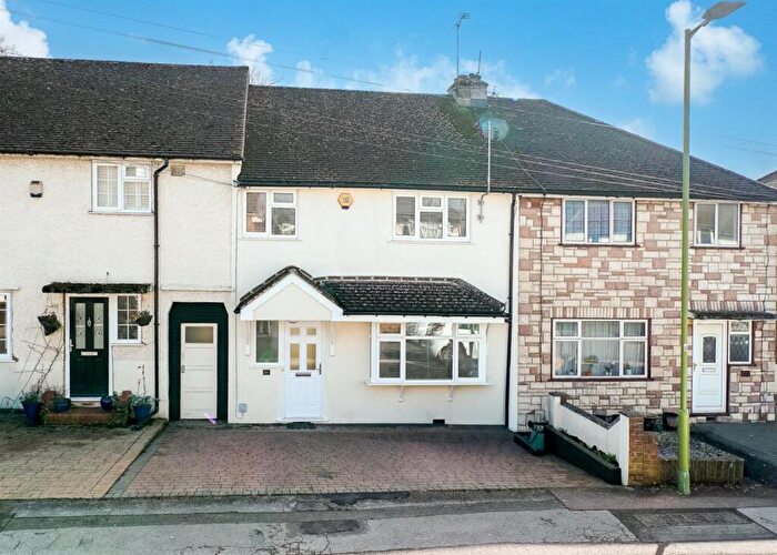 3 Bedroom Terraced House For Sale In Kings Road, London Colney, St. Albans, AL2