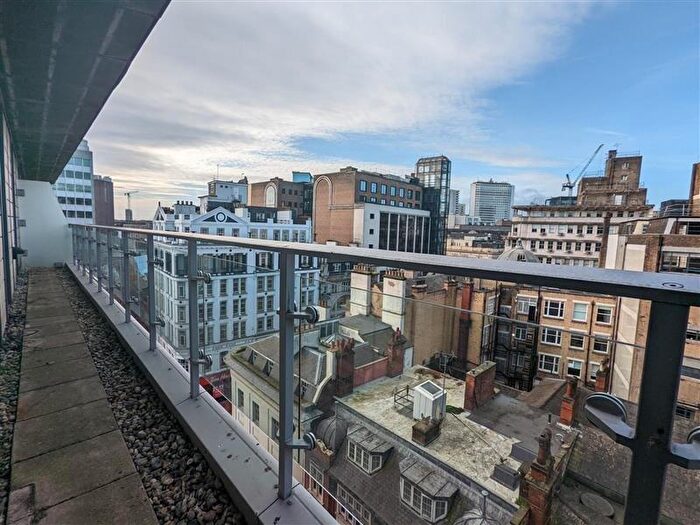 2 Bedroom Flat To Rent In Temple Street, Birmingham, West Midlands, B2