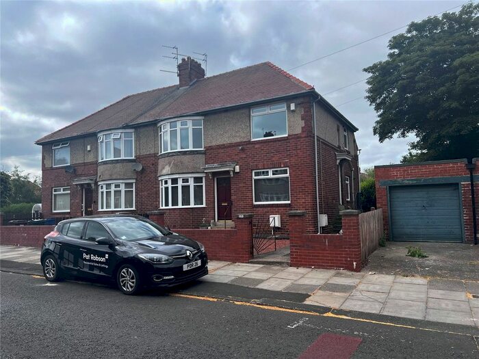 2 Bedroom Flat To Rent In Harewood Road, Newcastle Upon Tyne, Tyne And Wear, NE3