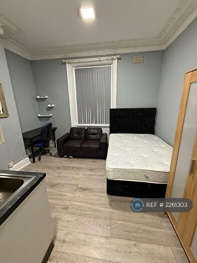 Studio To Rent In Claremont, Bradford, BD7