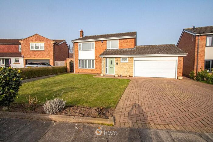 4 Bedroom Detached House For Sale In Stoops Lane, Bessacarr, Doncaster, DN4