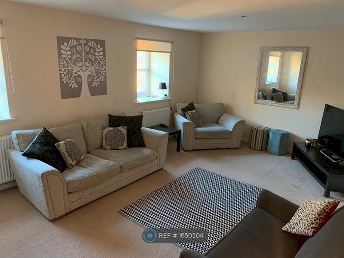 3 Bedroom Terraced House To Rent In New Street, Stewarton, Kilmarnock, KA3