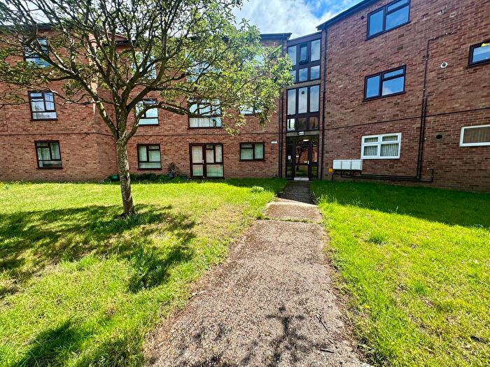 2 Bedroom Flat To Rent In Pippin Green, Norwich, NR4